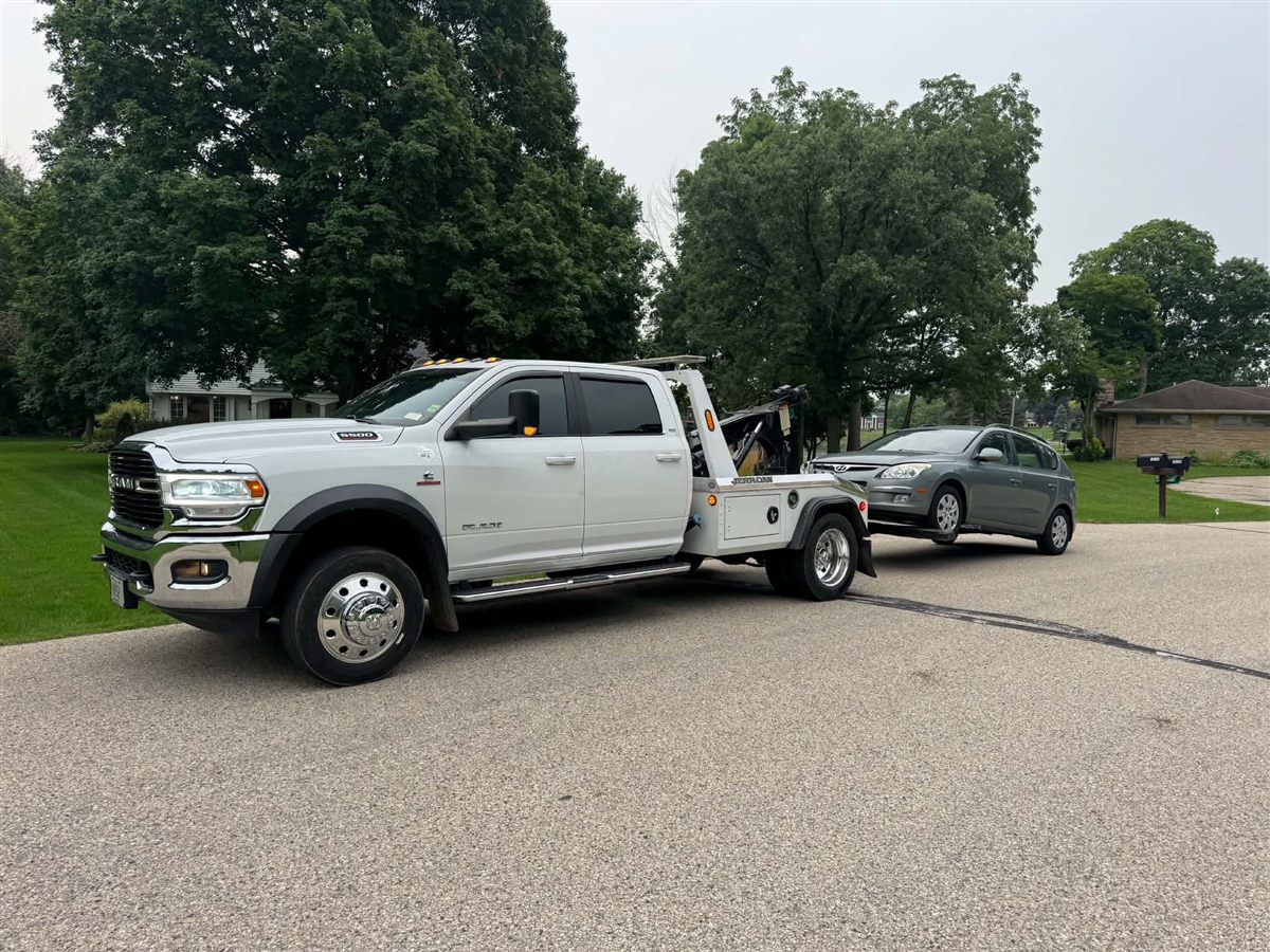 we buy junk cars Milwaukee, same day pickup of a Hyundai Elantra Touring